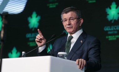 Ahmet Davutoğlu'ndan 'Anneler Günü' mesajı