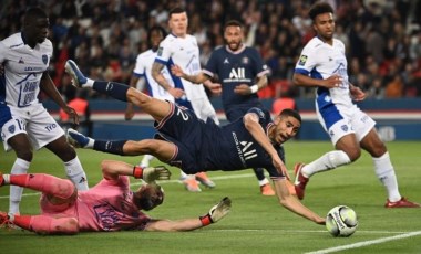 Ligue 1 şampiyonu PSG, peş peşe 3. beraberliğini aldı