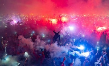 Trabzonspor'un şampiyonluğu İstanbul'da kutlandı (09 Mayıs 2022) (Video Haber)