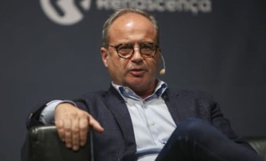 Luis Campos, Paris Saint-Germain'e imza atıyor