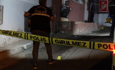 İzmir'de dehşet: Telefonda tartıştığı kişiyi 7 el ateş ederek öldürdü