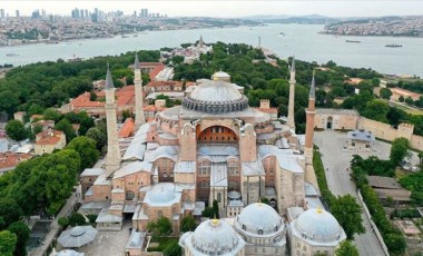 Cumhuriyet yazmıştı: 'Ayasofya'yı şerit koruyacak' haberi TBMM gündeminde