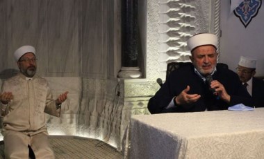 Diyanet’in 'bağımız kalmadı' dediği Mustafa Demirkan, Ali Erbaş'la yan yana