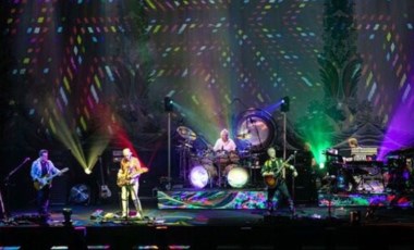 İstanbul'da Pink Floyd rüzgarı esti