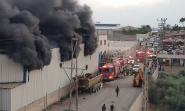 Hatay'da antrepo yangını (09 Haziran 2022) (Video Haber)