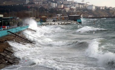 Marmara Denizi'nde 'poyraz' etkili oldu