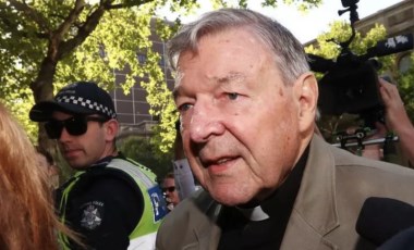 Katolik Kilisesi'nde çocuklara cinsel taciz suçlamasıyla yargılanmış en üst düzey isim olan Kardinal George Pell 81 yaşında öldü