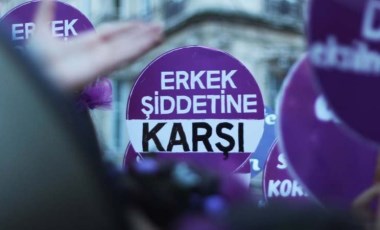 Kayseri'de erkek şiddeti: Tartıştığı eşini çaydanlıkla yaraladı