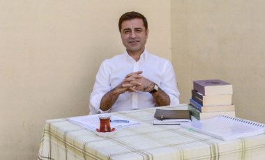 Selahattin Demirtaş'tan 'Soylu' ve 'Özalan' uyarısı: Herkes iyi düşünsün