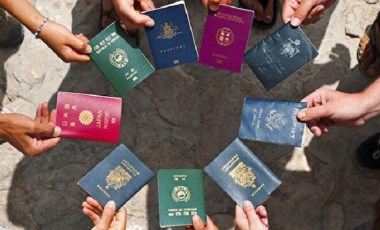 Dünyanın en güçlü pasaportu hangisidir? Türk pasaportu ile kaç ülkeye vizesiz gidilebiliyor?