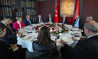 CHP lideri Kılıçdaroğlu, Türkiye’de görevli büyükelçilerle yemekte buluştu