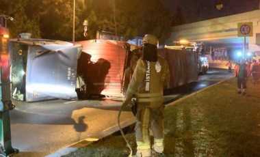 Bakırköy Marmaray'da 'TIR' faciası: Trafik tek yönlü kapatıldı