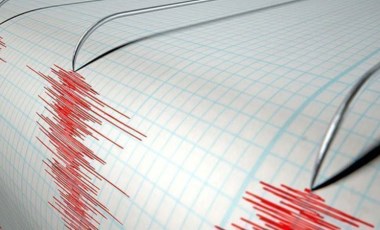 Son Dakika: Türkiye-İran sınırında 4.3 büyüklüğünde deprem!