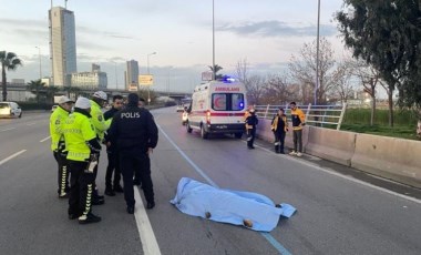 İzmir'de bir kişi yol kenarında ölü bulundu