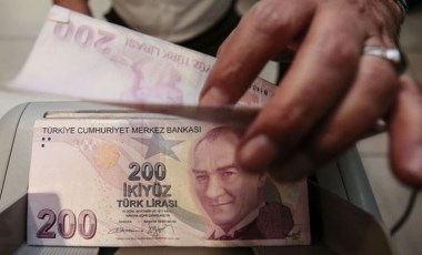 TL eriyor, yeni banknot basılması gündemde, iktidar memnun