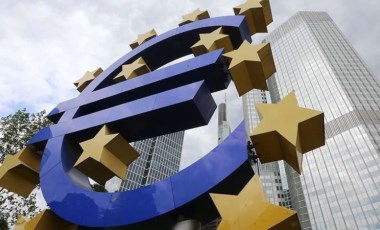 Euro Bölgesi'nde sürpriz: İlk kez büyümeye işaret