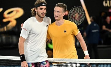 Stefanos Tsitsipas Avustralya Açık'ta yarı finale çıktı