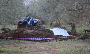 Bursa'da zeytinliğe getirilen gübrenin içinden ceset çıktı