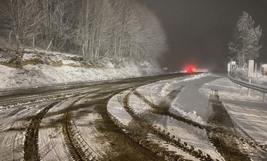 Kütahya kışa teslim: Domaniç'te kar yağışı...