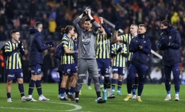 Fenerbahçe'de Altay Bayındır'dan eleştirilere yanıt