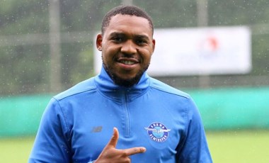 Adana Demirspor'dan ayrılan Britt Assombalonga, Watford'a transfer oldu