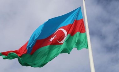 Azerbaycan, İran'a seyahat uyarısı yayımladı