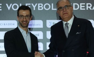 A Milli Kadın Voleybol Takımı'nda Daniele Santarelli dönemi başladı