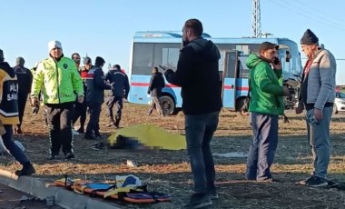 Gaziantep'te öğrenci servisi ile araç çarpıştı: 1 ölü, 12 yaralı