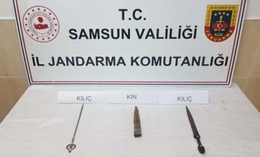 Samsun'da tarihi eser niteliğinde 2 kılıç ele geçirildi