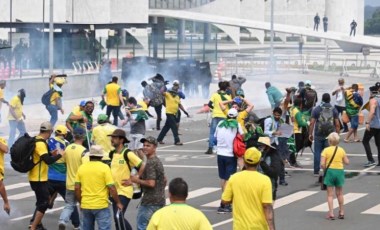 Son Dakika: Brezilya’da Bolsonaro destekçileri Ulusal Kongre’yi bastı