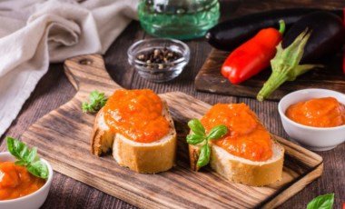 Kahvaltıların en popüleri: Ajvar