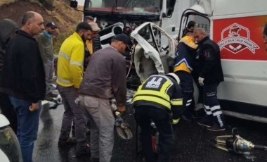 Erzincan’da trafik kazası: 1 ölü, 2 ağır yaralı