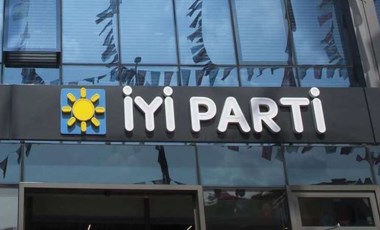 İYİ Parti'de il başkanı ve 50 üye istifa etti