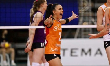 Milli voleybolcu Simge Aköz gözünü finallere dikti!