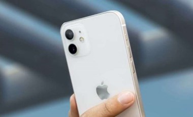 iPhone'lar artık kutusundayken otomatik güncellenecek