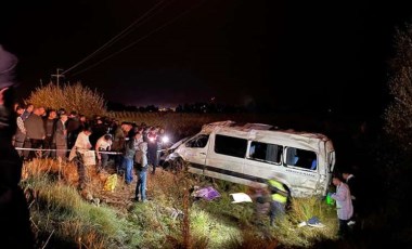 Kahramanmaraş'ta feci kaza: Yolcu minibüsü devrildi, 1 kişi öldü, 10 kişi yaralandı