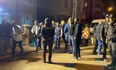 Düğün magandalarına 'silah atılmaması' uyarısı yapan polislere taşlı, şişeli saldırı: 4 polis yaralandı!