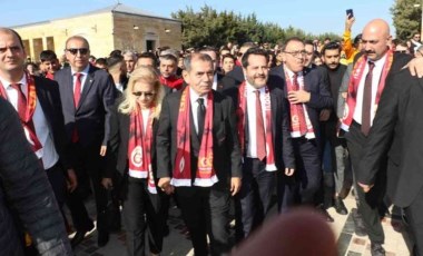 Galatasaray'dan Anıtkabir'e anlamlı ziyaret!