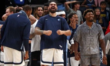 NBA'de şok... Steven Adams sezonu kapattı!