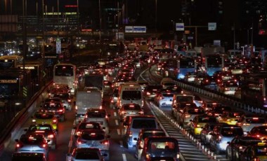 İstanbul'da trafik yoğunluğu yüzde 80'e ulaştı