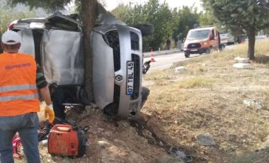 Burdur'da feci kaza... Ağaca çarpan otomobildeki baba ile oğlu hayatını kaybetti!