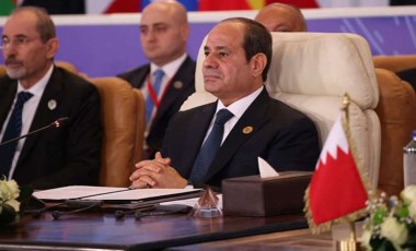 Sisi'den 'kara harekatının önlenmesi' çağrısı