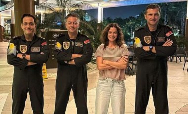 Özge Özpirinçci'den 'SOLOTÜRK' paylaşımı: 'Gözünüz gökyüzünde olsun!'