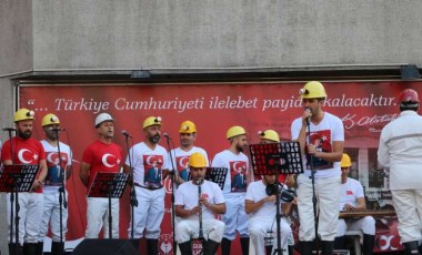 Zonguldak'ta madenciler Cumhuriyet'in 100. yılına özel konser verdi