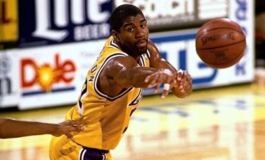 Forbes açıkladı: NBA efsanesi Magic Johnson milyarder oldu!