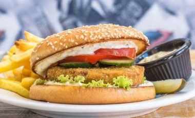 Hamburger, makarna yiyerek zayıflayacaksınız! OMAD diyeti nedir, nasıl yapılır?