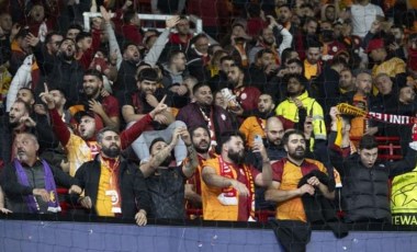 Galatasaray taraftarı takımlarını İngiltere'de yalnız bırakmadı!