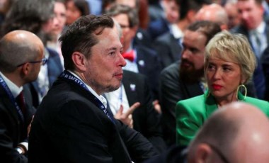 Elon Musk: Yapay zeka insanlığın yok olmasına yol açabilir