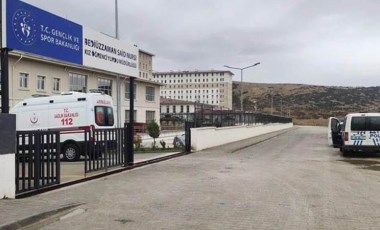 Isparta'da KYK yurdundaki 117 kız öğrenci, yemekten zehirlenme şüphesiyle hastaneye başvurdu