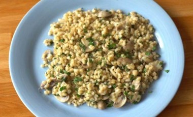 Risotto'nun Sevdalısı: Mantarlı ıspanaklı risotto tarifi...